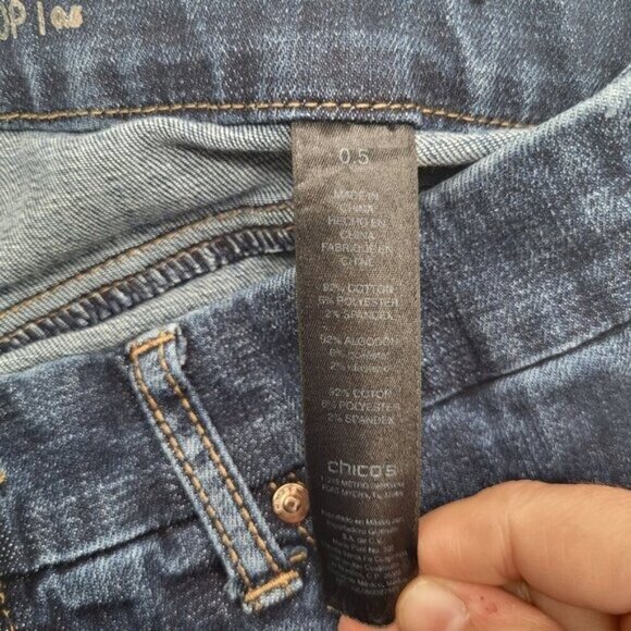 Chicos Womens So Slimming Girlfriend Crop Jeans~Size 0.5 (6/Small)~Blue Denim - Picture 10 of 12